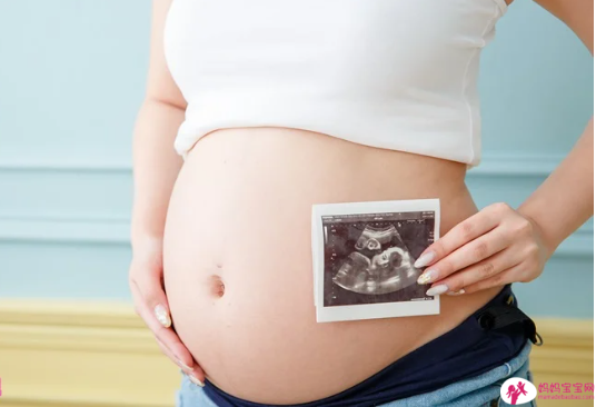 剖腹产流程是什么？家长可以进去陪产吗？