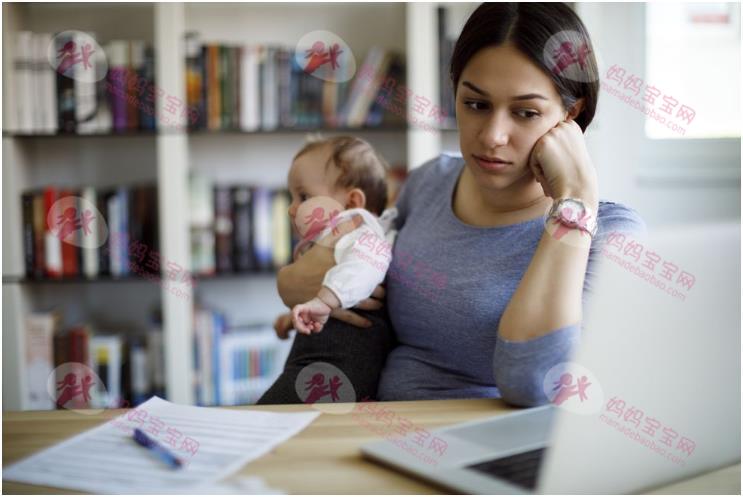 从产前焦虑到产后忧郁，4个产后掉发的原因和改善方式