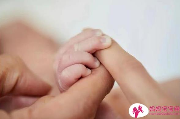 盘点7位2022上半年首次／再度成为爸爸的男明星！