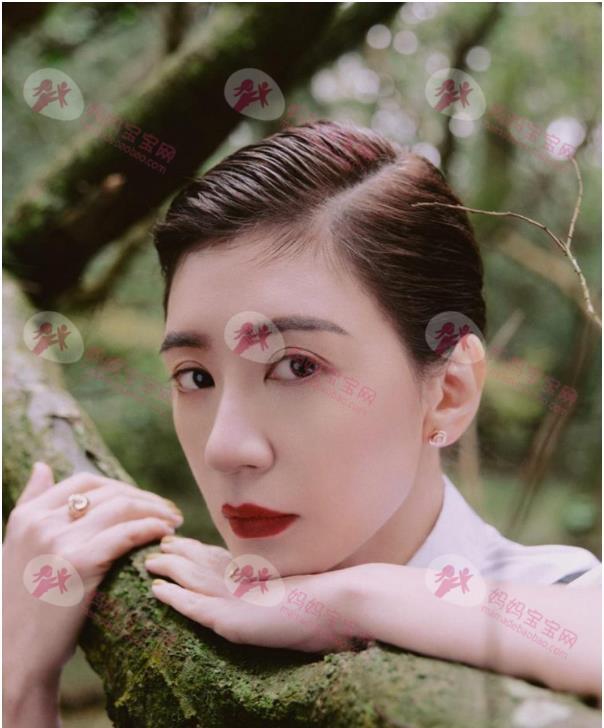 影后賈靜雯的完美人生：從母親身上學到「對孩子無怨無悔的愛」