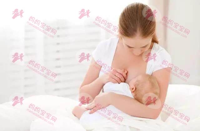 母乳喂养 VS. 奶粉喂养！