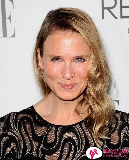 《BJ单身日记》芮妮齐薇格公开Diss抗老产品，网友狂喷：她都直接进厂维修！