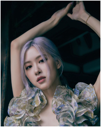 「长春花蓝」发色 图鉴！韩国女星这样染，黄皮也能超显白！