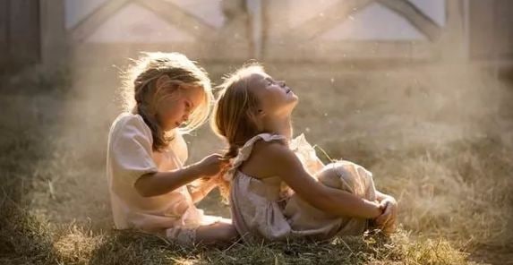 儿童摄影技巧 – 怎样给宝宝拍好看的照片？