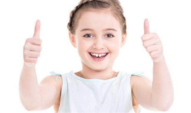 这样培养宝宝的自信心 培养宝宝自信的方法