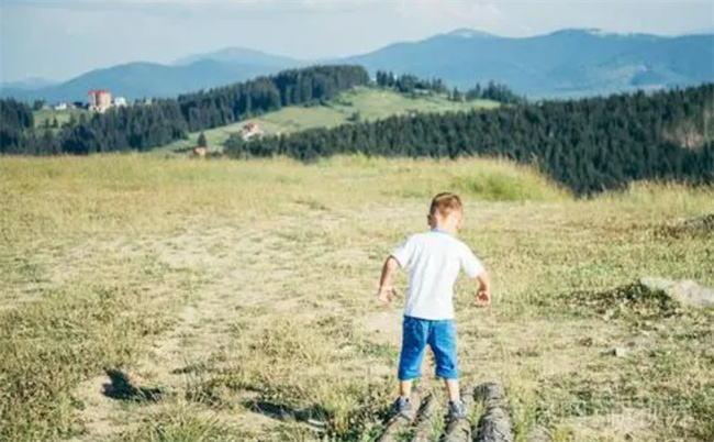 男孩子应该怎样培养才会更优秀