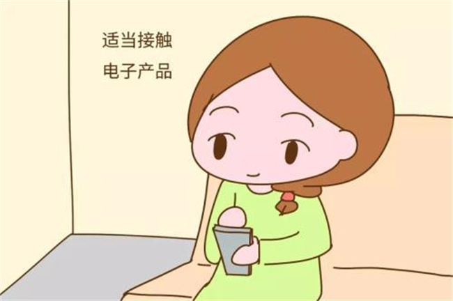 坐月子期间可以看手机电视吗（可以看，但是要适度）