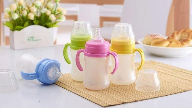 预防早产 要将新生儿的衣物尽早准备好（衣物、尿不湿、食具等）