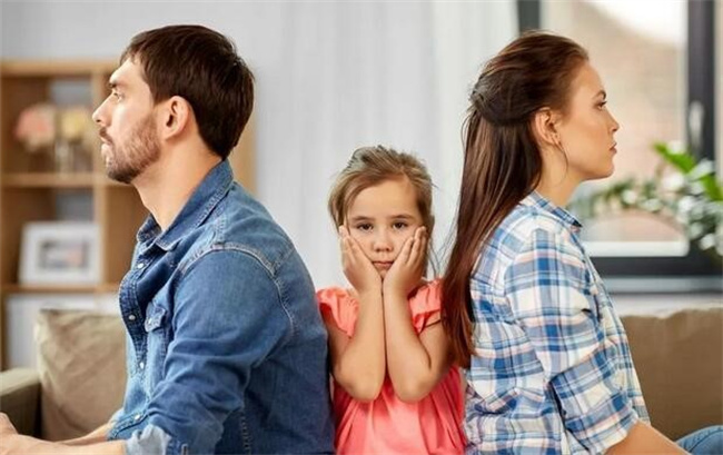 单亲家庭的孩子应该怎样教育