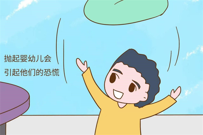 逗宝宝的这5种方式不可取，一不小心会给宝宝带来致命伤害