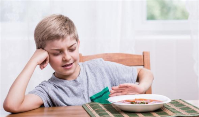 孩宝宝为什么在春天会食欲变差