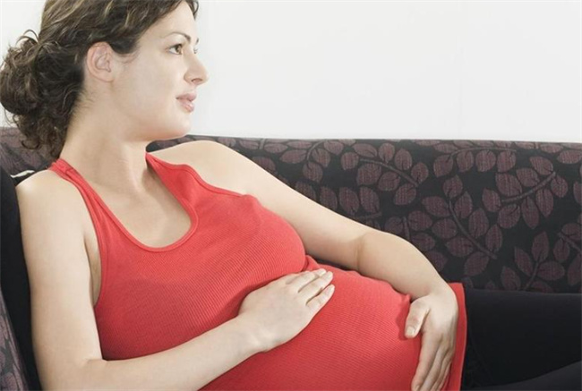 怀孕中期肚子硬是什么原因