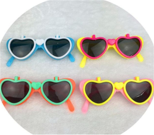 怎样选购儿童太阳镜