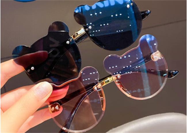 怎样选购儿童太阳镜