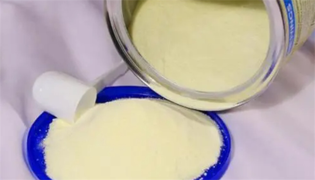 哪种宝宝适合脱脂奶粉