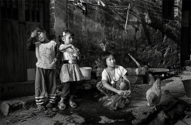 留守儿童与父母的相处关系是怎样的