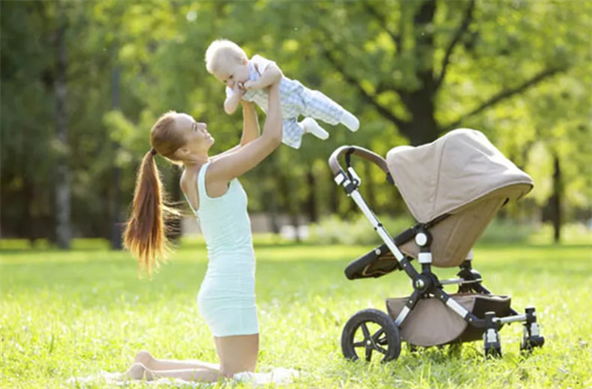 带婴儿出门时需要注意哪些事项