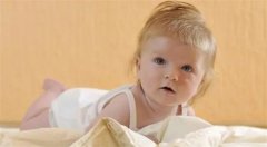 宝宝学会翻身后要注意哪些事项