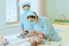 如何进行母婴皮肤接触