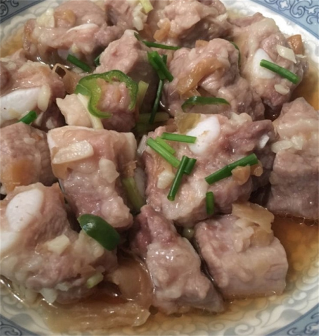 芋头蒸排骨：在家享受早茶美味的秘诀