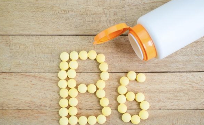 维生素B6的长期副作用：小心谨慎用药