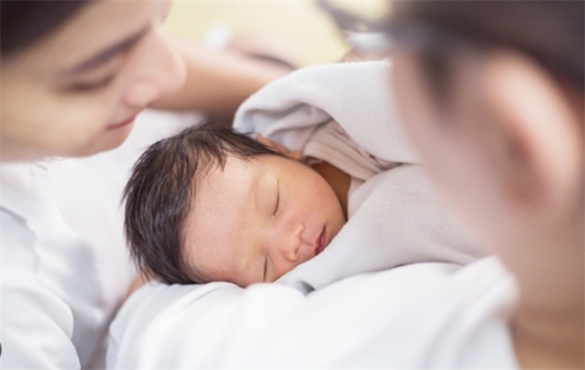 揭秘“月子水”：传统养身之道