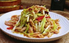 美味家常韭黄炒肉，两种口味让你回味无穷