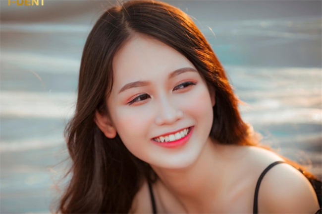 告别龅牙，拥抱自信：牙齿矫正的最佳时机和选择