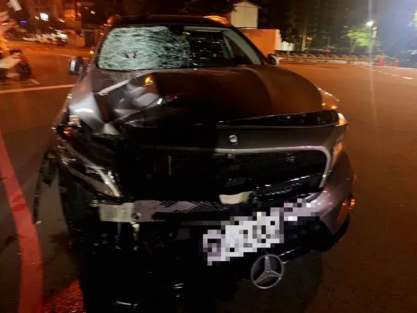 BMW恶男酒驾毁1家4口　Gino怒点名陈其迈网友推爆