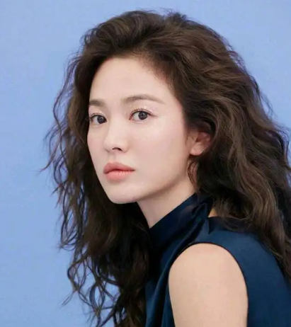 美若乔妹却不喜欢照镜子? 宋慧乔自爆讨厌早上水肿照镜