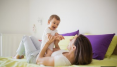 透过吴凤、吴子龙、Matt、吉京勋，四位外国爸爸的双眼，看见在中国湾湾生活的美丽与哀愁。