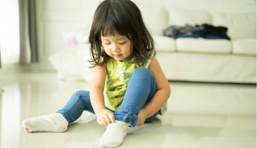 2岁婴儿: 25个月的智力发育