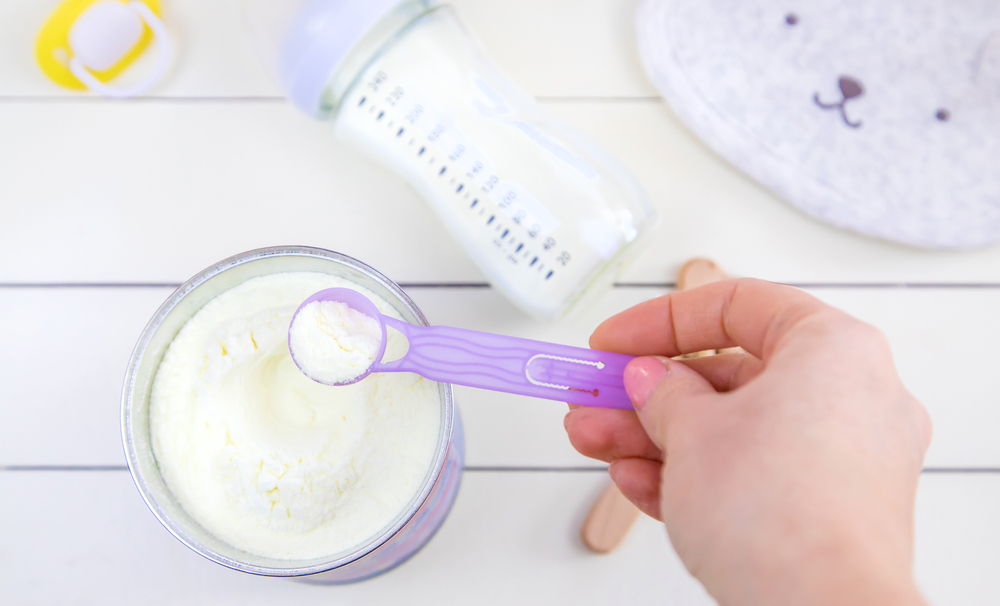 配方奶冲泡后多长时间?