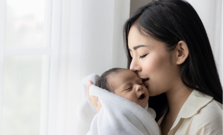 婴儿洗澡时呛水的急救指南,几分钟后可能会失去生命