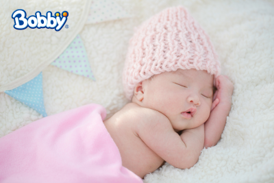与Bobby一起发现新生婴儿的理想尿布