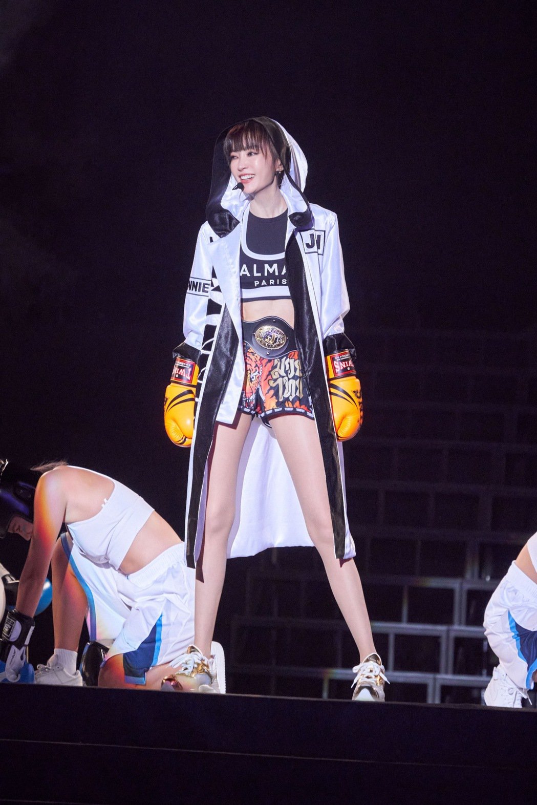 川字腹肌加逆天长腿 谢金燕「性感女拳王」辣翻花莲