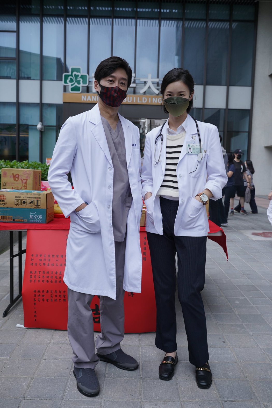 「和平归来」开镜重现SARS封院现场 钟瑶考取CPR证照