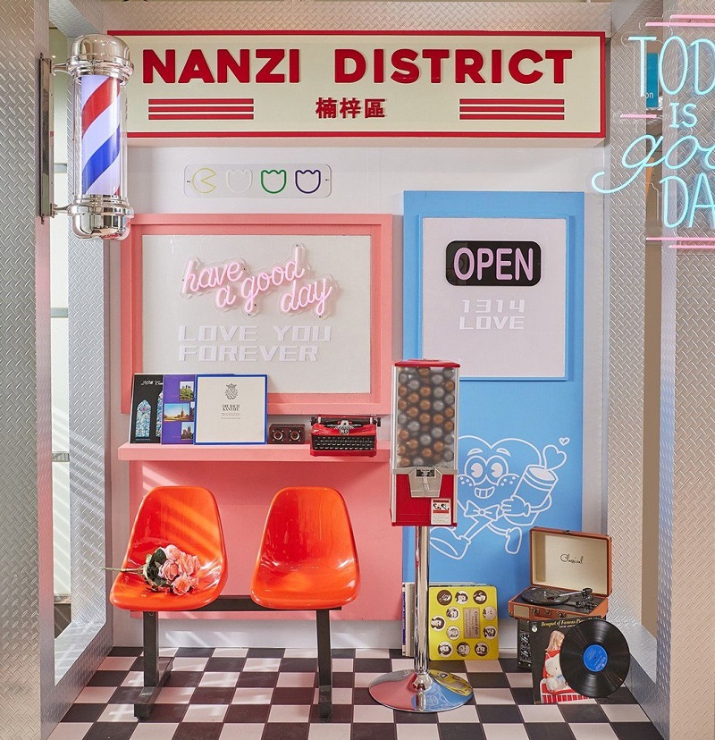 天儿！这还是我记忆中的户政事务所吗？超梦幻「结婚登记背板」都在这里