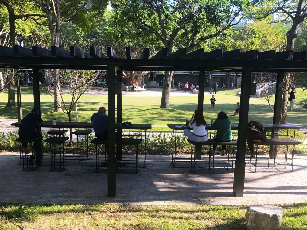 长和公园_15-1000.jpg 百年老树旁的游戏场-新竹长和公园,高架树屋瞭望平台+地景磨石子溜滑梯