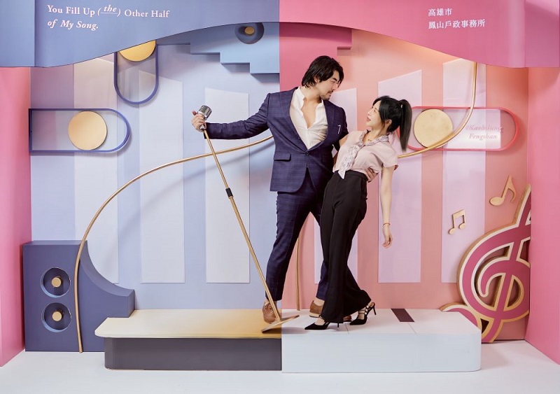 天儿！这还是我记忆中的户政事务所吗？超梦幻「结婚登记背板」都在这里