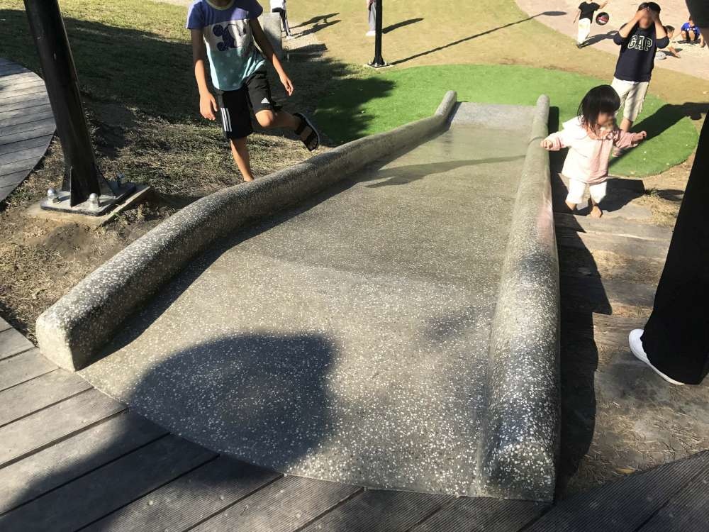 长和公园_04-1000.jpg 百年老树旁的游戏场-新竹长和公园,高架树屋瞭望平台+地景磨石子溜滑梯