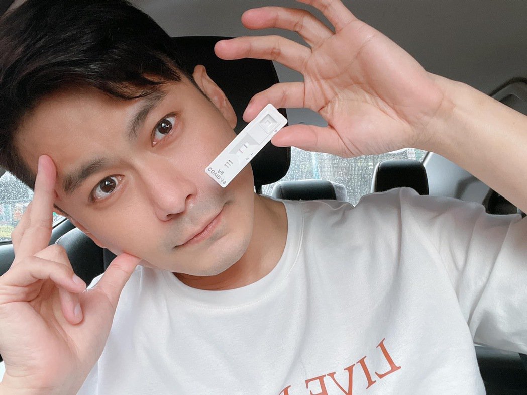 「妈妈的朋友」＋8亲人染疫演艺圈大染缸男星庆有朋友