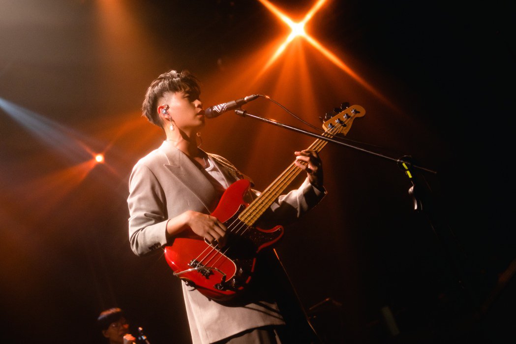 LINION秘密不藏了健身有成预备露肌