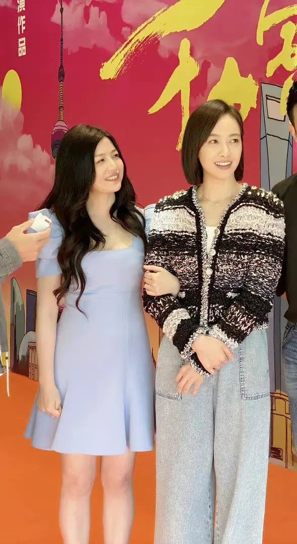 女神陈妍希近照曝光「脸圆有小肚肚」遭疑有孕　网呛：不能是单纯胖吗