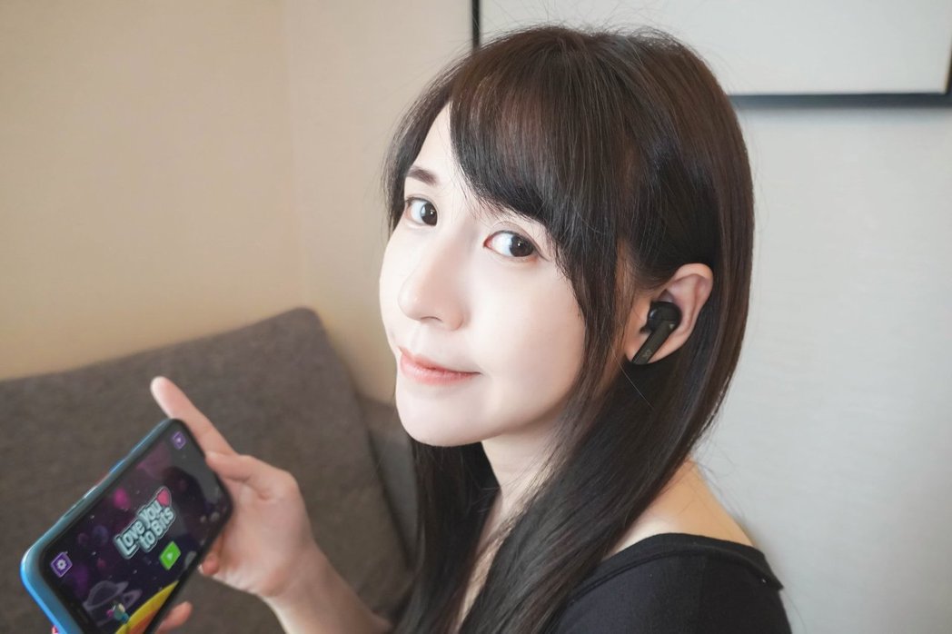 洁哥笑看「陪睡价目表」点出盲点　直呼「只摸过一根鸡鸡」