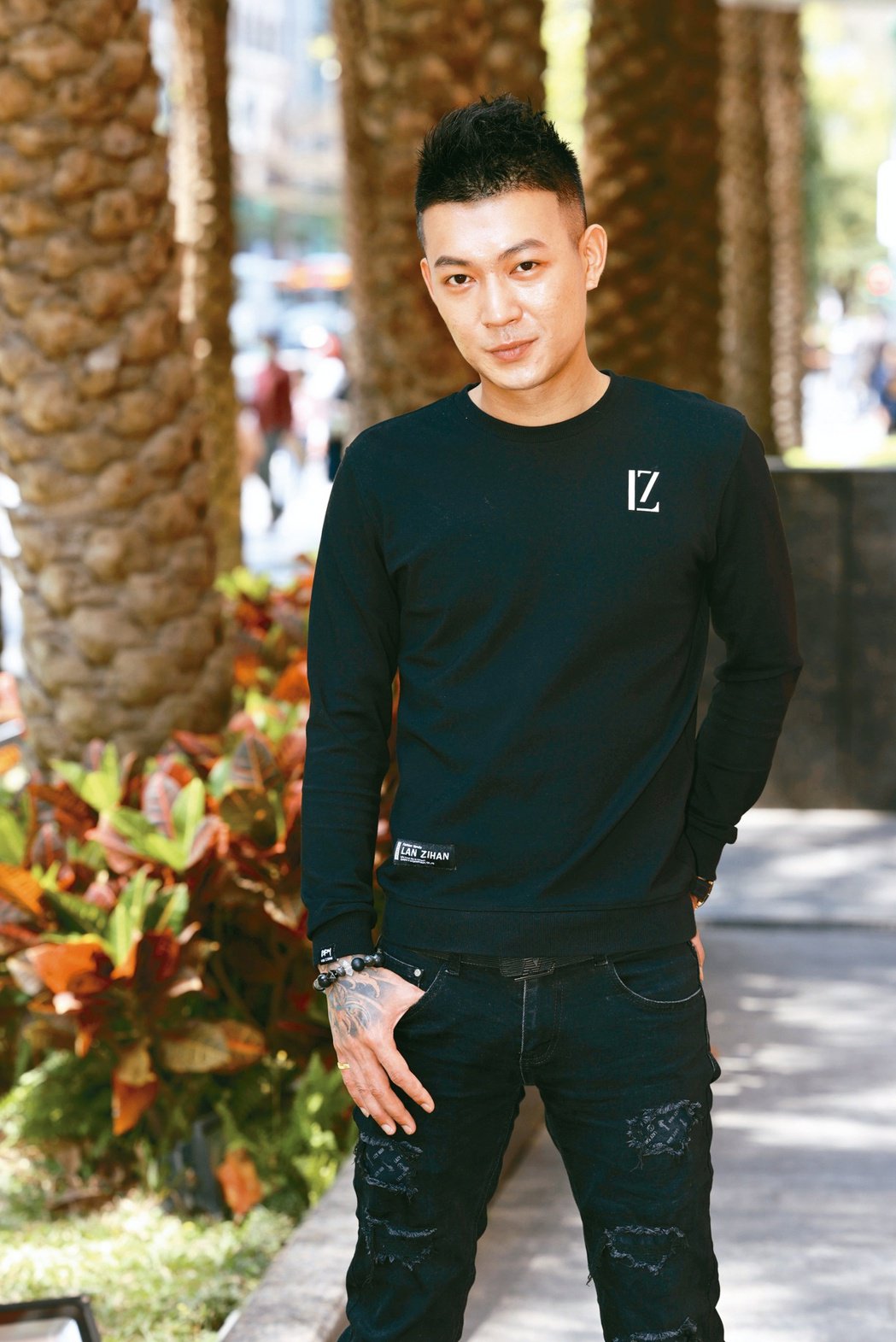 网友嫌捐10万太少 凤梨鼠薯叹「还没赚那么多」