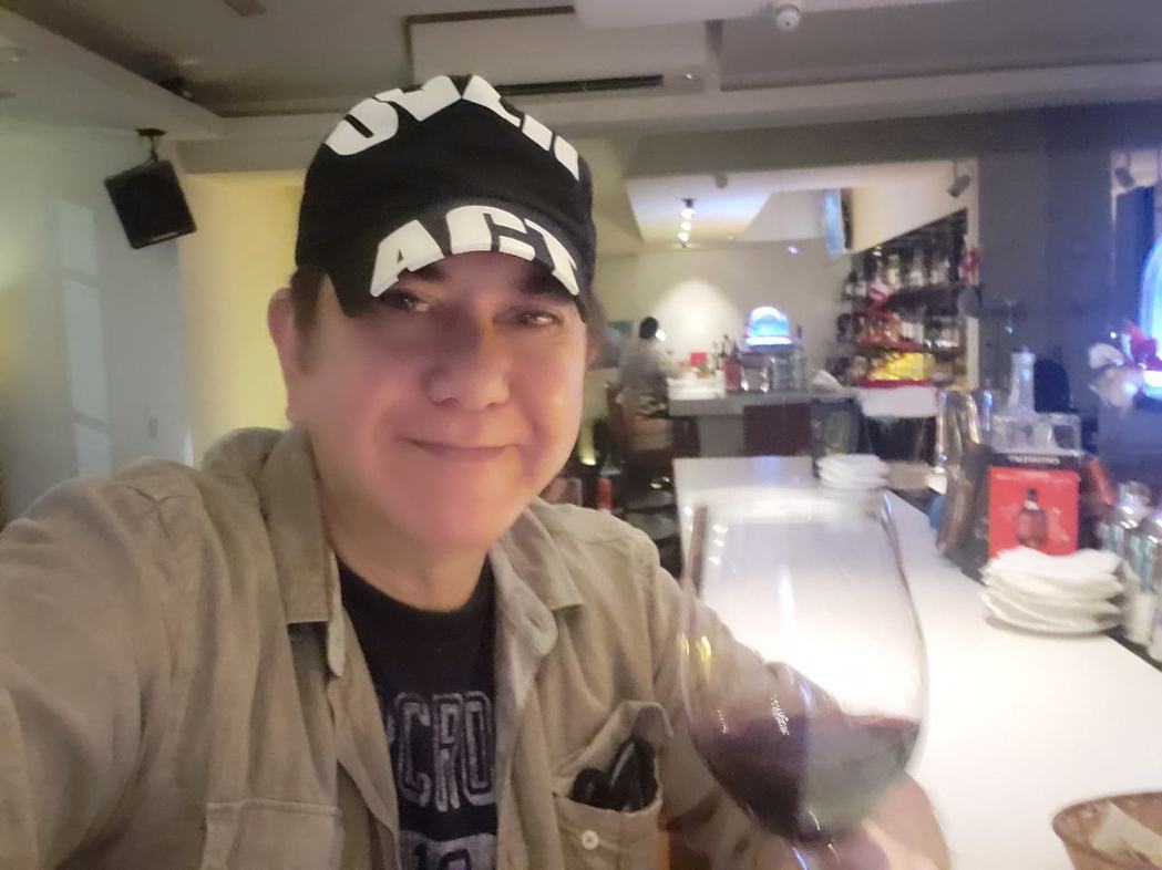 黄秋生门下学生曝光!p站「黄家班」10星惊见谢佳见、李玉玺