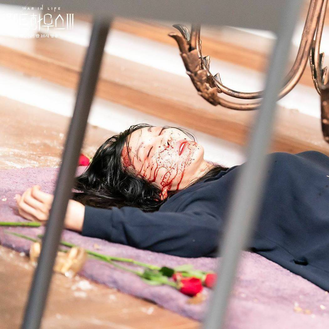 失忆、喷血万哏齐发!「上流战争3」下猛药疑赐死她