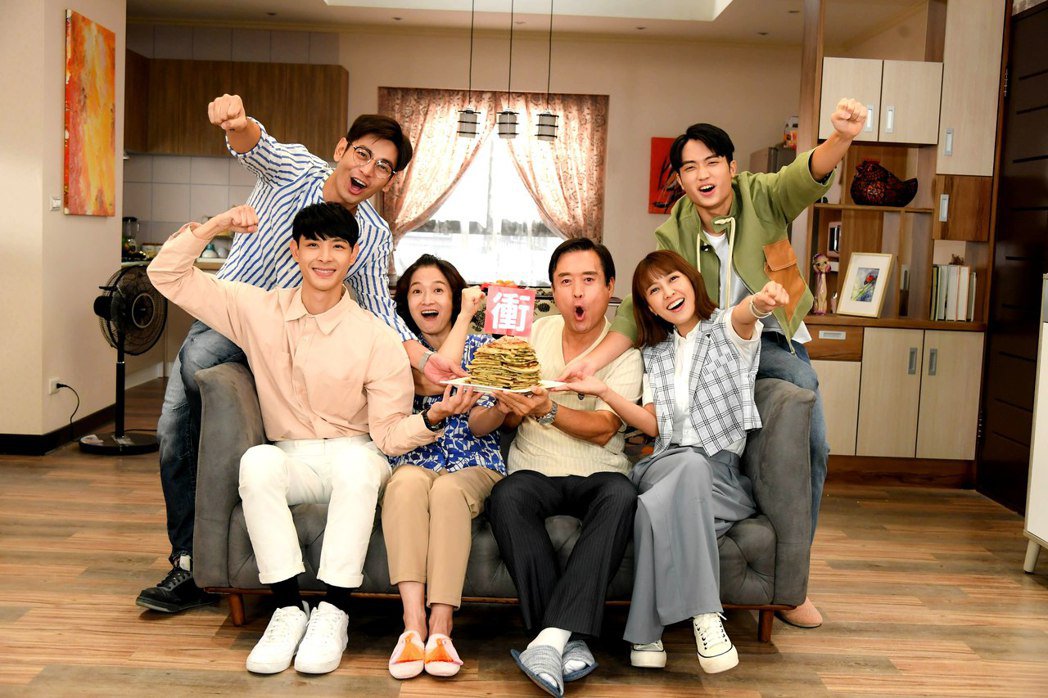 杨子仪拍床戏起生理反应 他被逼到崩溃：我真的没骄傲！