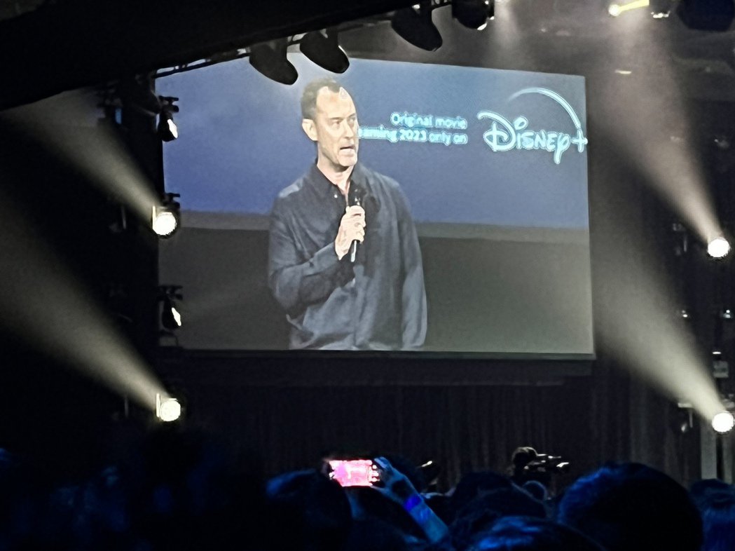 good电影「曼哈顿奇缘2」华丽登场先去游乐园当游客